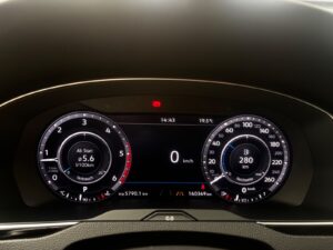 VW Passat Variant Alltrack 4Motion ACC 5