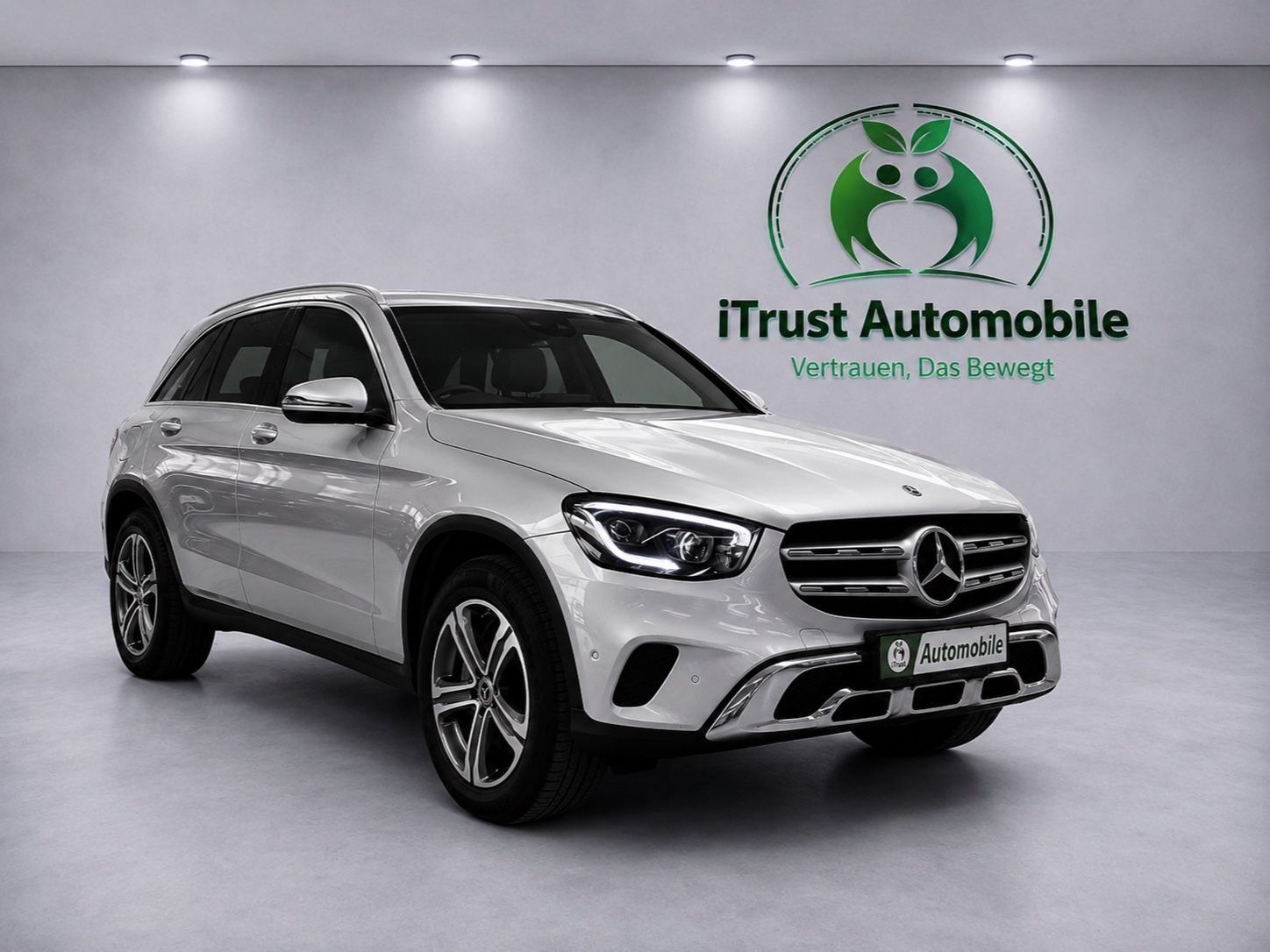 MERCEDES-BENZ GLC 300d 4Matic 1.HAND MULTIBEAM KAMERA