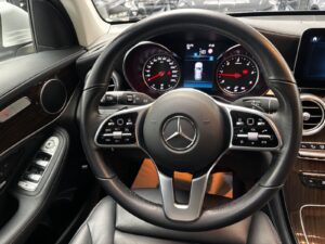 MERCEDES-BENZ GLC 300d 4Matic 1.HAND MULTIBEAM KAMERA 4