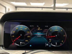 MERCEDES-BENZ E 220d T-Modell Night-Paket KAMERA AHK SHD 5