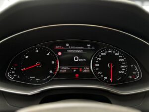 AUDI A6 Avant 40 TDI sport 1.Hand PANO ACC 5