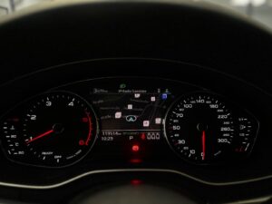 AUDI A4 Avant 40 TDI advanced 1.HAND LED AHK 5