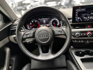 AUDI A4 Avant 40 TDI advanced 1.HAND LED AHK 4