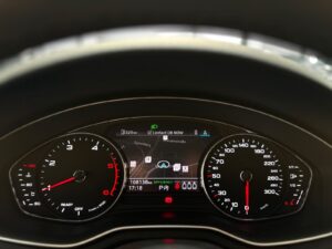 AUDI A4 Avant 40 TDI advanced 1.HAND LED AHK 5
