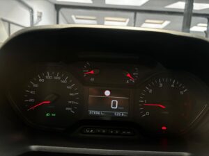 PEUGEOT Partner Asphalt L1 KAMERA NAVI 5