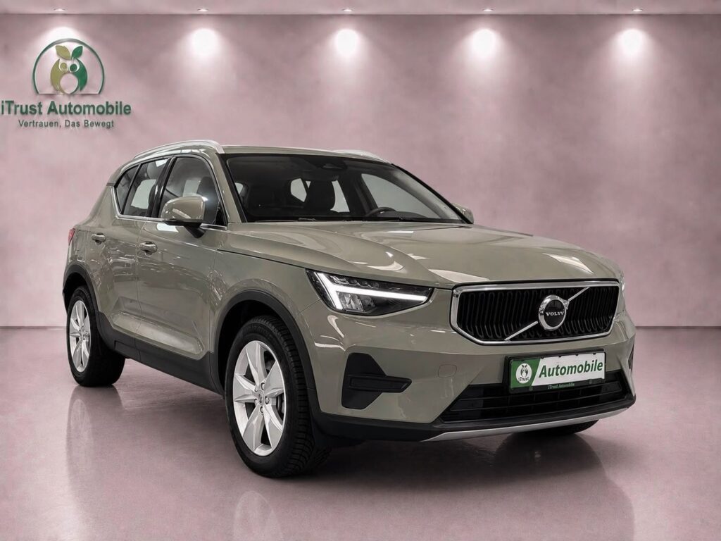 VOLVO XC40 Core 2WD ACC KAMERA