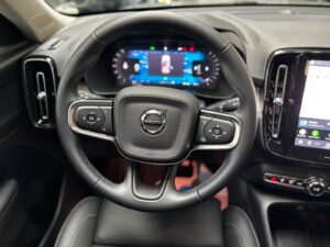 VOLVO XC40 Core 2WD ACC KAMERA 4