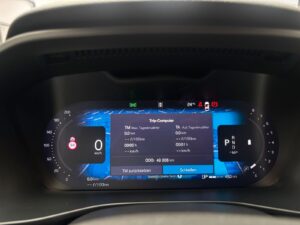 VOLVO XC40 Core 2WD ACC KAMERA 5