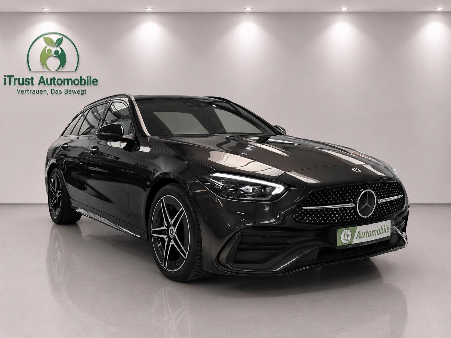 MERCEDES-BENZ C 220d  AMG Line T-Modell Night-Paket ACC PANO