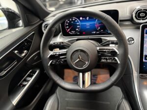 MERCEDES-BENZ C 220d  AMG Line T-Modell Night-Paket ACC PANO 4