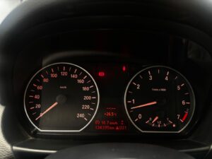 BMW 118i Cabrio PDC SHZ HU/AU NEU 5