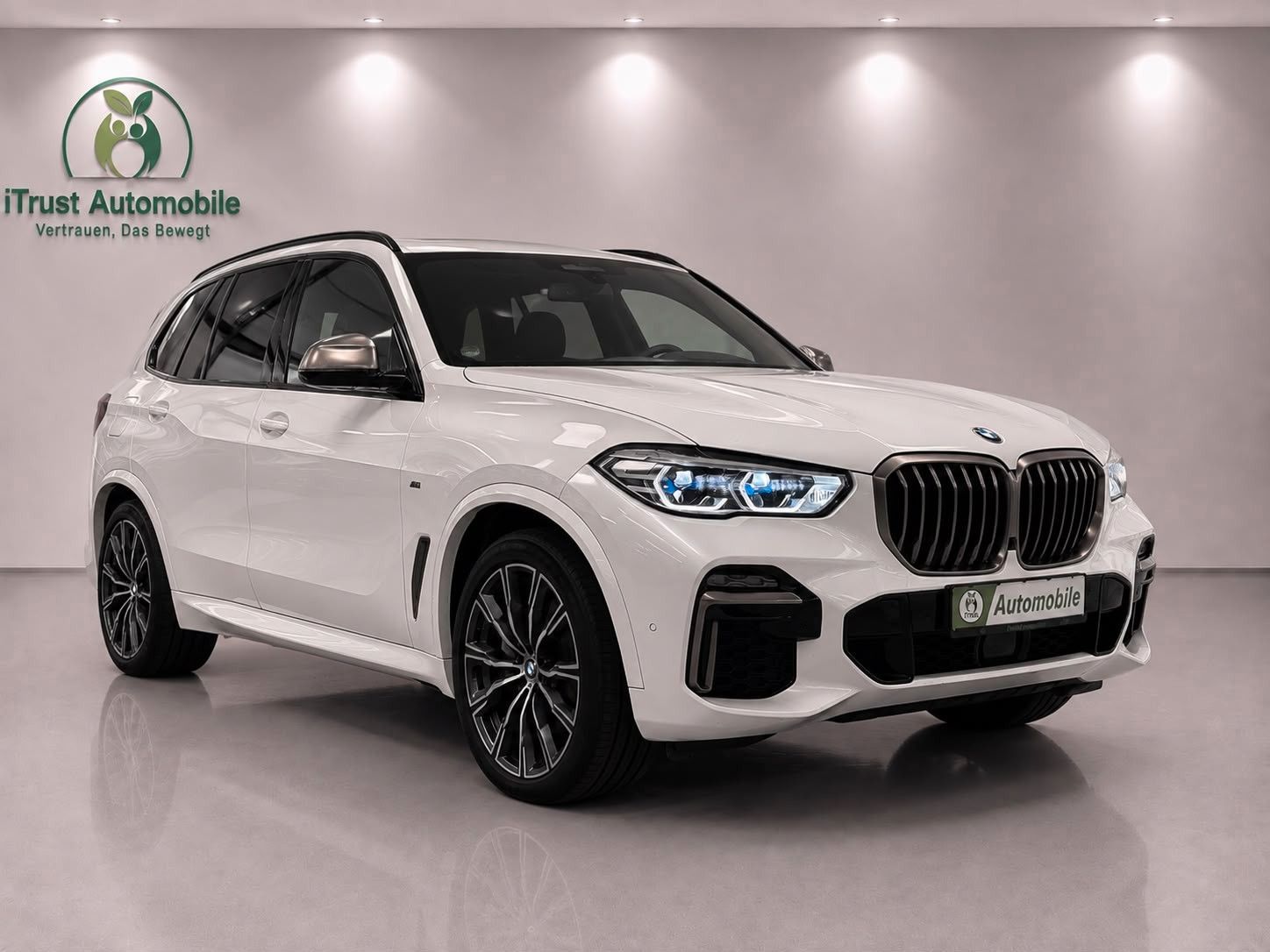 BMW X5 M50i xDrive 360° ACC HUD PANO LASER