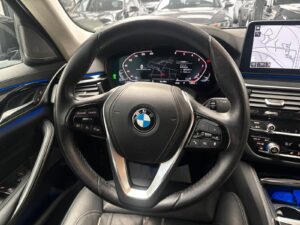 BMW 520d Luxury Line Limo 1.Hand MEMORY LIC-PROF 4
