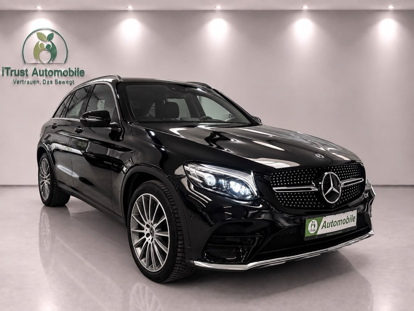 MERCEDES-BENZ GLC 350d 4Matic AMG-line MEMORY LUFTFEDERUNG