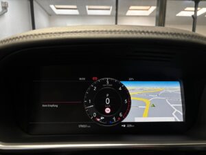 LAND ROVER Range Rover Vogue SD V8 ACC 360° AHK 5