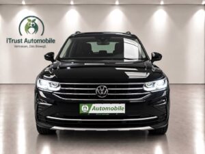 VW Tiguan Elegance 4Motion AMBIENTE 2
