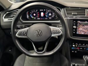 VW Tiguan Elegance 4Motion AMBIENTE 4
